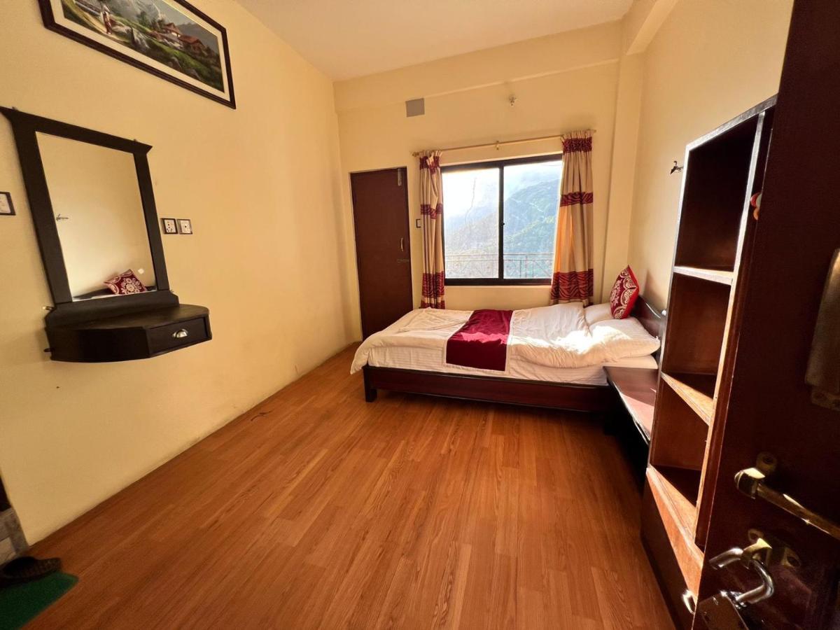 Green Hills Yoga Retreat Pokhara Luaran gambar