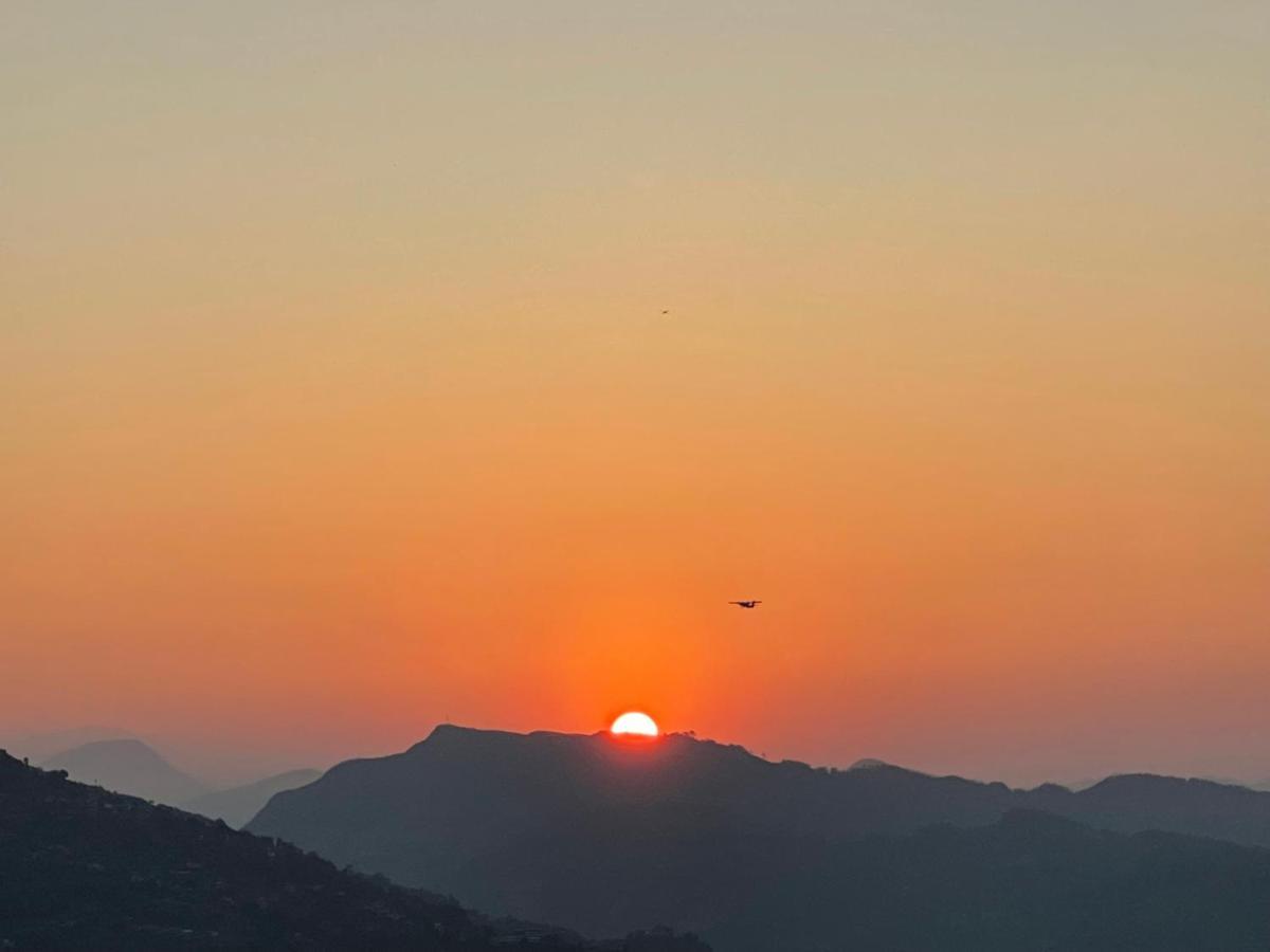 Green Hills Yoga Retreat Pokhara Luaran gambar