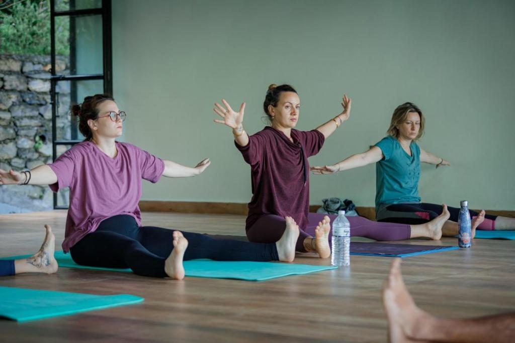 Green Hills Yoga Retreat Pokhara Luaran gambar